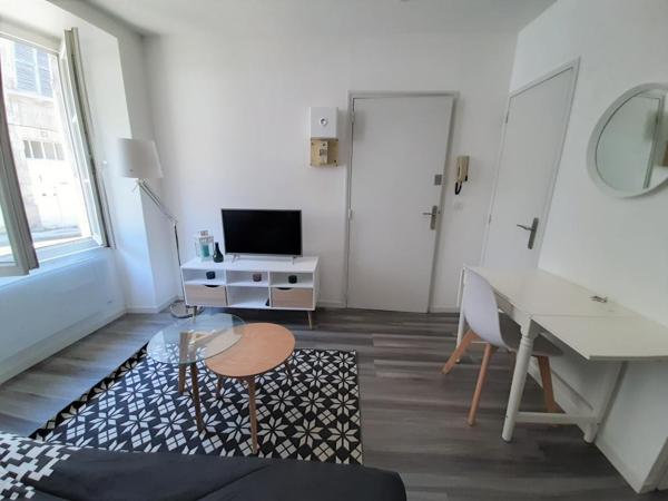 Très beau studio