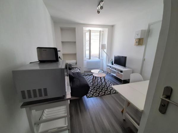 Très beau studio