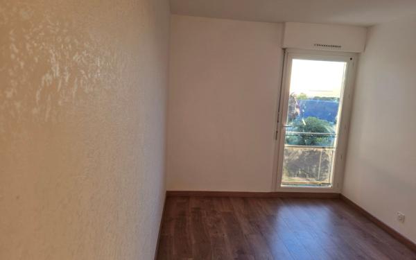 Appartement à louer    3 pièces •  Mont-de-Marsan