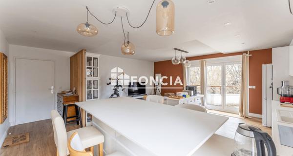 À vendre Appartement 3 pièces 71.17 m² - Mérignac 33700