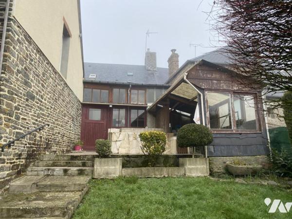 PONT- FARCY MAISON DE BOURG AVEC TERRAIN CLOS