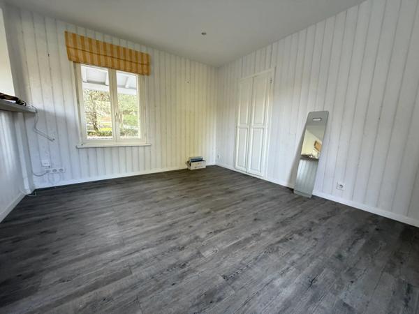 Location                                                      Maison
                        
                     4 pièces                      84 m2                     à Saint-Dié-des-Vosges