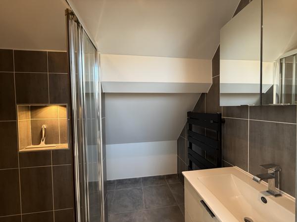 MAISON RÉCENTE - 33 M2 - F2 - SECTEUR PAVILLONNAIRE - EGLY (91)