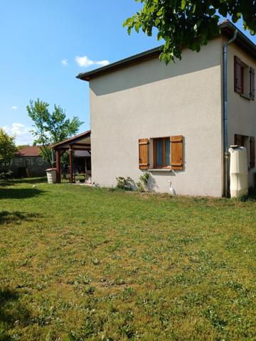 MAISON FAMILIALE – 105 m² – 4 CHAMBRES – TERRAIN 700 m² – GARAGE COINAUD – HAMEAU ENTRE SAINT-RAMBERT-D’ALBON ET ANNEYRON