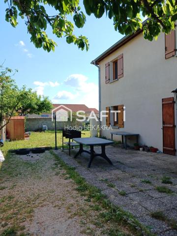MAISON FAMILIALE – 105 m² – 4 CHAMBRES – TERRAIN 700 m² – GARAGE COINAUD – HAMEAU ENTRE SAINT-RAMBERT-D’ALBON ET ANNEYRON
