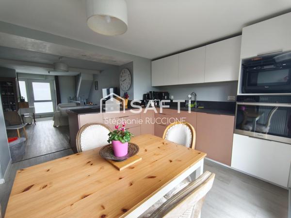 MAISON DE VILLE T5 VUE DEGAGEE