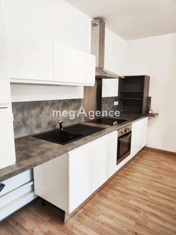 Maison à DECINES-CHARPIEU, 69150 - 4 pièces 105m²