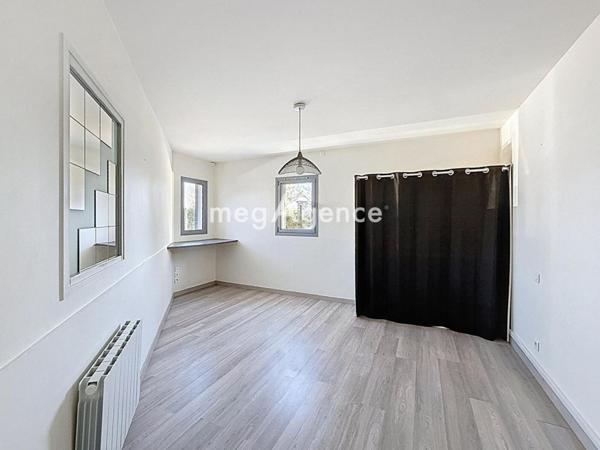 Maison à DECINES-CHARPIEU, 69150 - 4 pièces 105m²