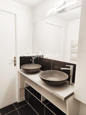 Maison à DECINES-CHARPIEU, 69150 - 4 pièces 105m²