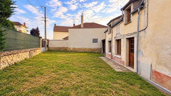 Vente                                                      Maison
                        
                     4 pièces                      86 m2                     à Vaires-sur-Marne