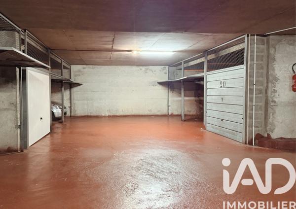 Parking à vendre 12 m² Paris 17