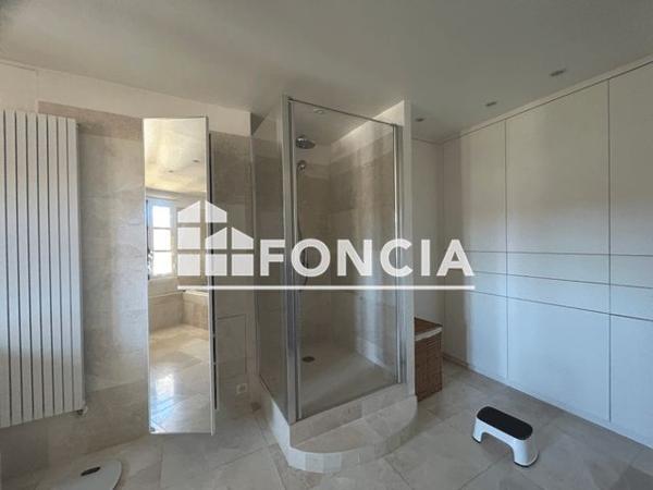 Location Appartement 5 pièces 210.19 m² - 25 RUE FERNAND DOL Aix En Provence 13100