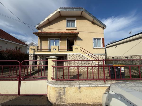 2 MAISONS A VENDRE sur TERRAIN de 846m²