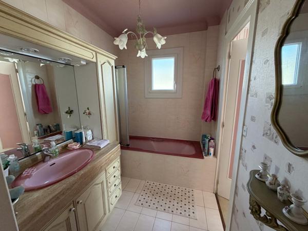 2 MAISONS A VENDRE sur TERRAIN de 846m²