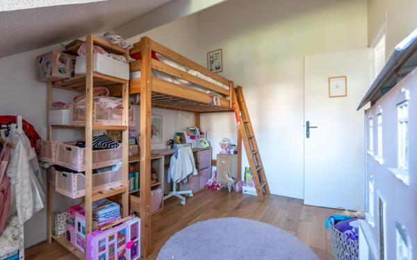 Maison à vendre    5 pièces • 85 m2 Saint-Maur-des-Fossés