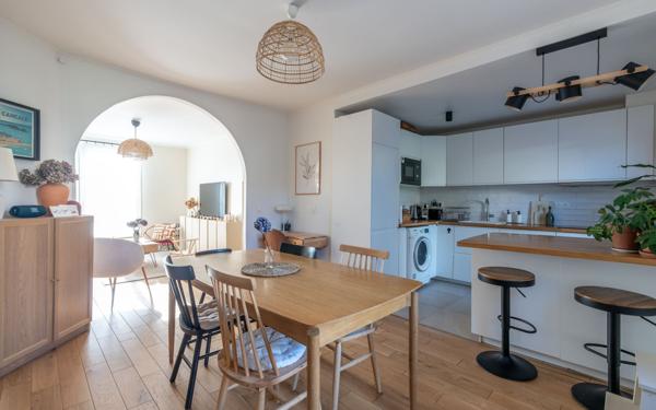 Maison à vendre    5 pièces • 85 m2 Saint-Maur-des-Fossés