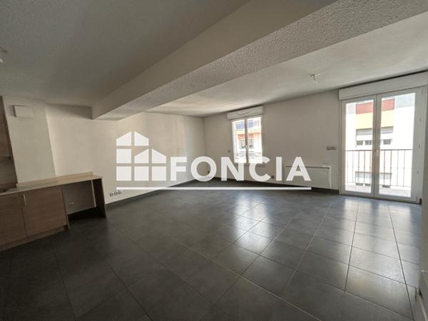 Location Appartement 3 pièces 73 m² - 140 RUE DU MONT JOLY Sallanches 74700