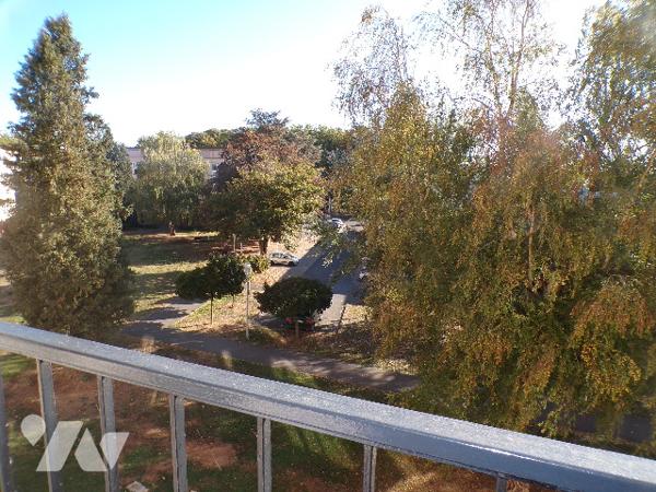 Appartement de type 3 avec balcon