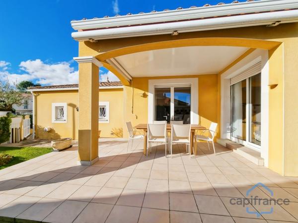 Maison de PLAIN-PIED de 125m² avec 4 pièces + un Garage de 36m² sur un Terrain de 700m²