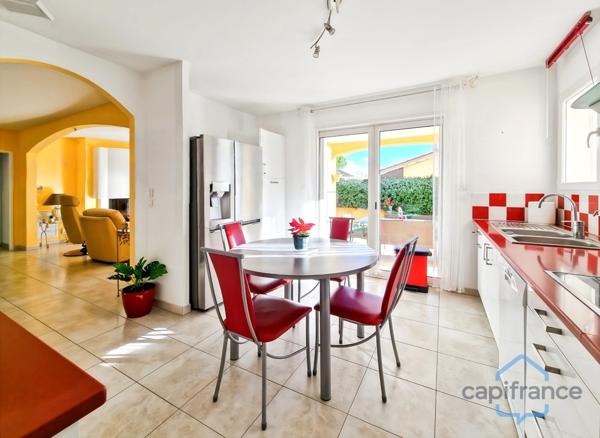 Maison de PLAIN-PIED de 125m² avec 4 pièces + un Garage de 36m² sur un Terrain de 700m²