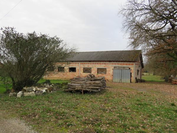 DOMAINE EN PIERRE