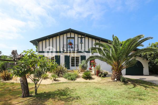 VILLA CRIN BLANC – CHIBERTA PROCHE BIARRITZ, MAISON A LOUER AVEC PISCINE, PLAGE A PIED – 8-10 PERSONNES, ANGLET