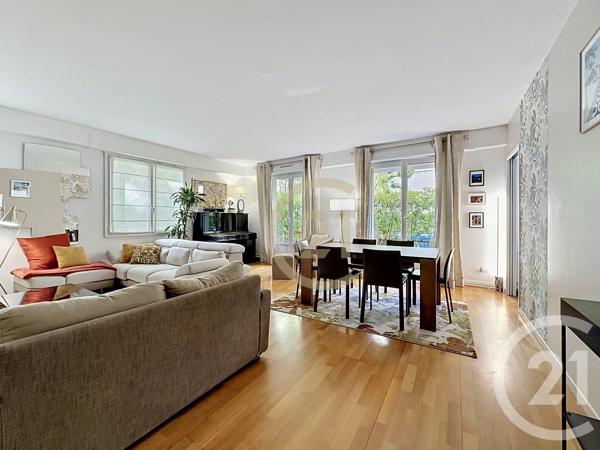 Appartement F4 à vendre  4 pièces - 97,51 m 2   VERSAILLES  - 78