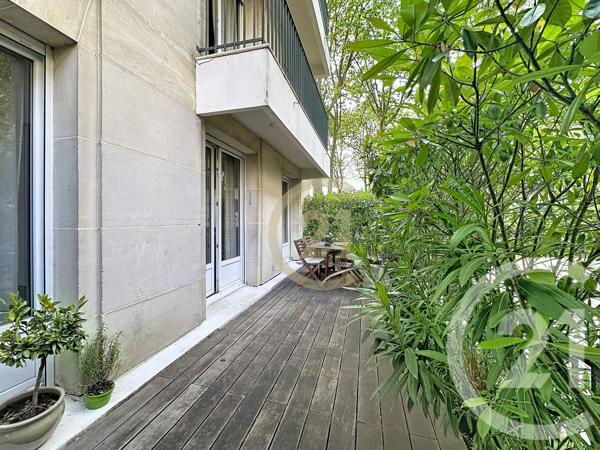 Appartement F4 à vendre  4 pièces - 97,51 m 2   VERSAILLES  - 78
