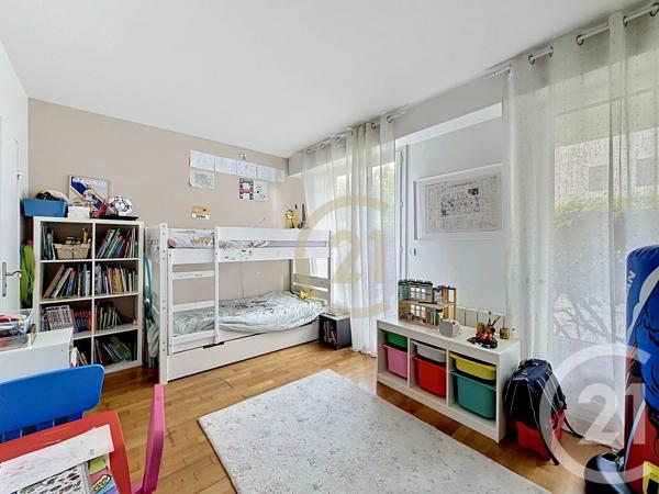 Appartement F4 à vendre  4 pièces - 97,51 m 2   VERSAILLES  - 78