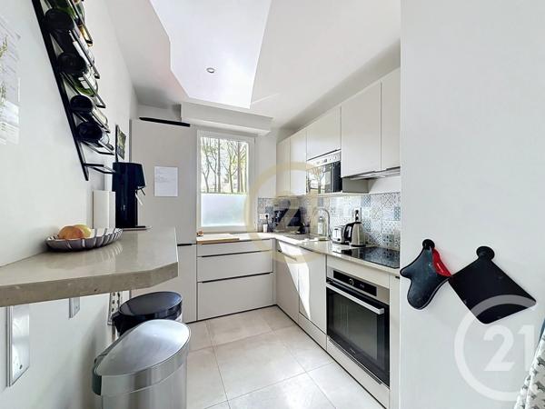 Appartement F4 à vendre  4 pièces - 97,51 m 2   VERSAILLES  - 78