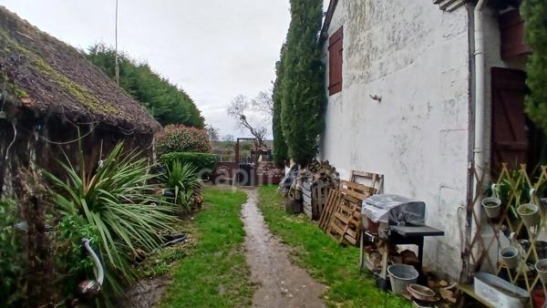 Maison de campagne à vendre 4 pièces SAINT PLAISIR (03)