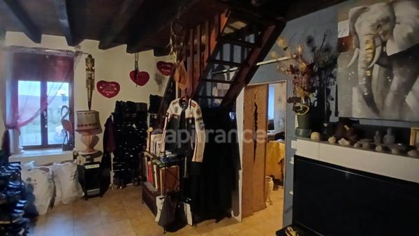 Maison de campagne à vendre 4 pièces SAINT PLAISIR (03)