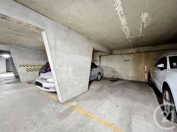 Parking à vendre  11,50 m 2   CHATOU  - 78