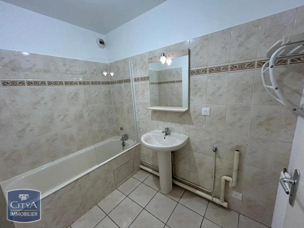 Appartement à louer 3 pièces 80.94m²