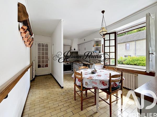 Maison à vendre 7 pièces 133 m² Mézières-sur-Seine