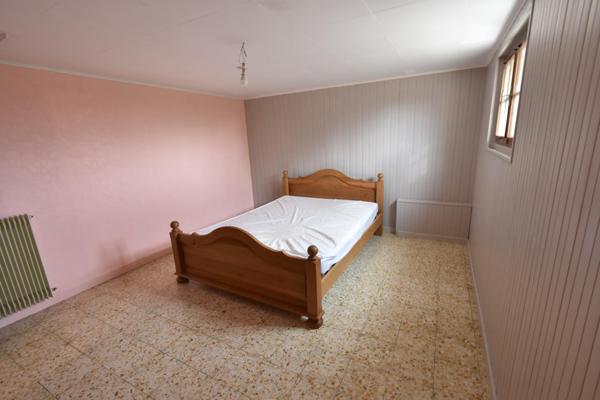 Maison individuelle idéalement située sur la commune de Sennece les Mâcon sur un terrain de 1600m2