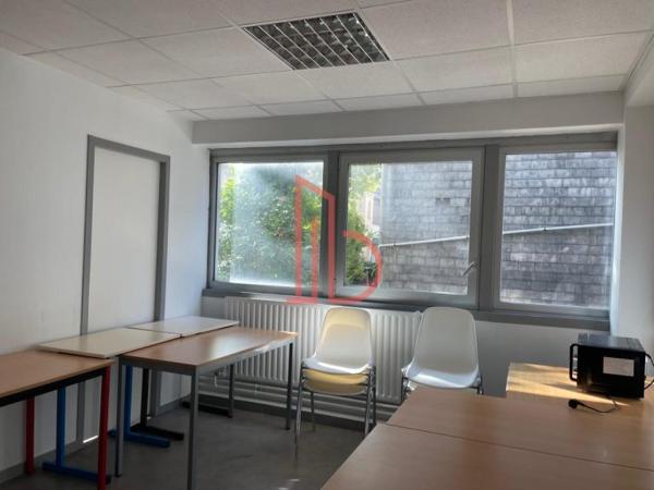Bureau de 626 m² à louer à Bordeaux Boulevards