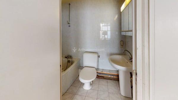 Vente Local commercial 2 pièces 68 m2 à Vienne