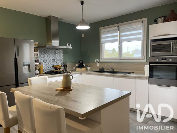 Maison à vendre 8 pièces 138 m² Châteauroux
