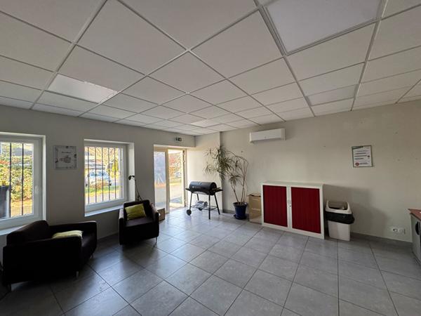 LOCAL COMMERCIAL - FONLABOUR