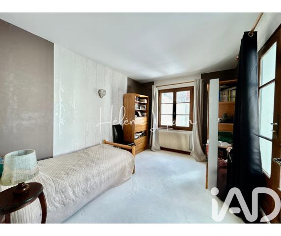 Maison à vendre 9 pièces 229 m² Groslay