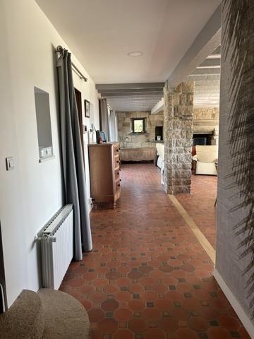 Maison 10 pièce(s) 6 chambre(s) 204 m²