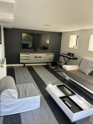Maison 10 pièce(s) 6 chambre(s) 204 m²