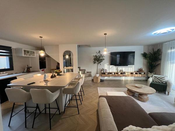 Maison  4 pièce(s) 96 m2, garage