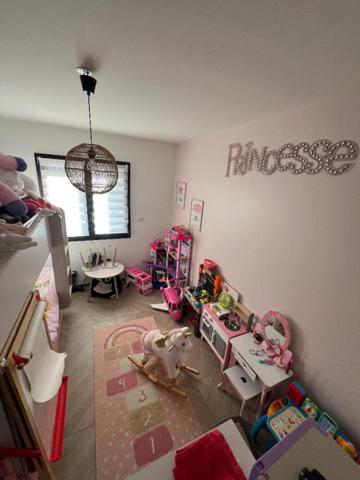 Maison  4 pièce(s) 96 m2, garage