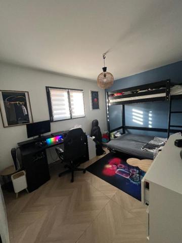 Maison  4 pièce(s) 96 m2, garage