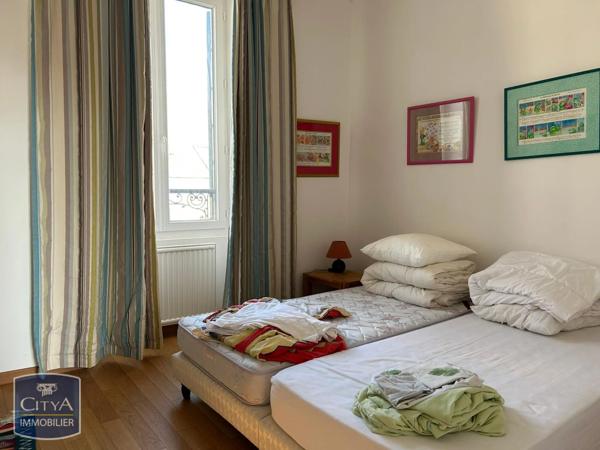 Maison à vendre 11 pièces 381m²