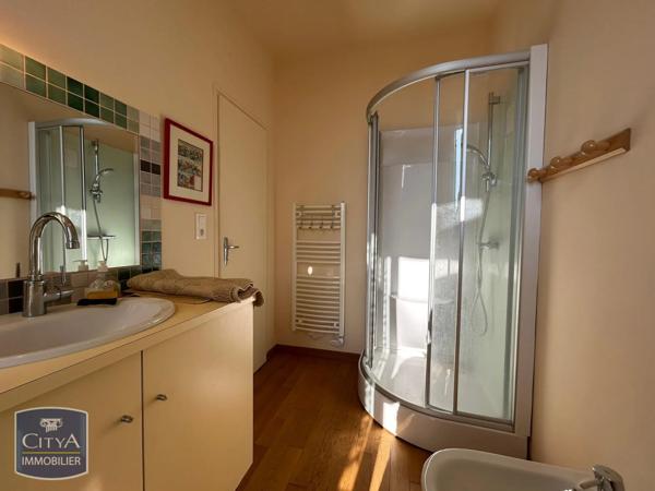 Maison à vendre 11 pièces 381m²