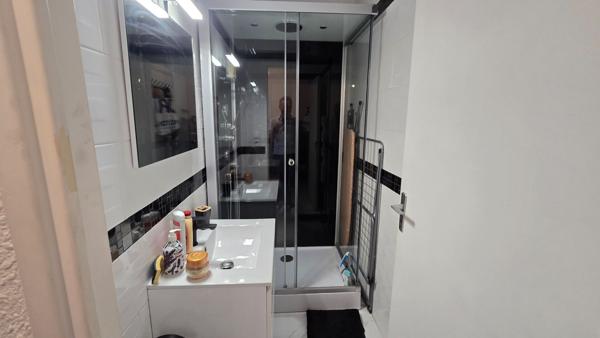 Appartement Les Sables-d'olonne 1 pièce(s) A LOUER A L ANNEE EN MEUBLE