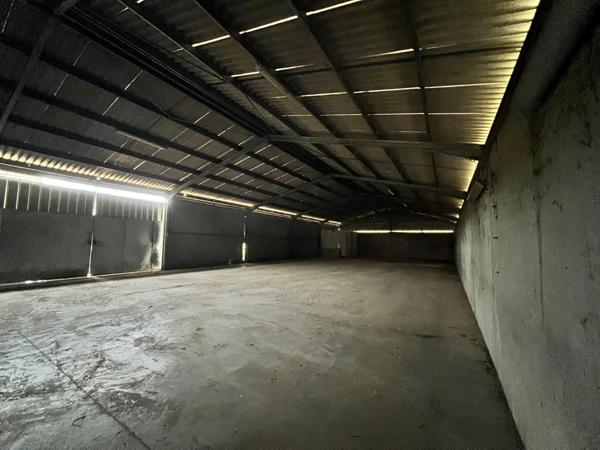 Mont-de-Marsan, local professionnel, grande surface, accessibilité